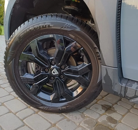 Dacia Duster cena 75000 przebieg: 20200, rok produkcji 2022 z Stryków małe 379